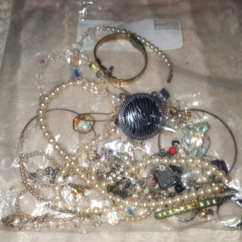 Jewelry ( random pieces )